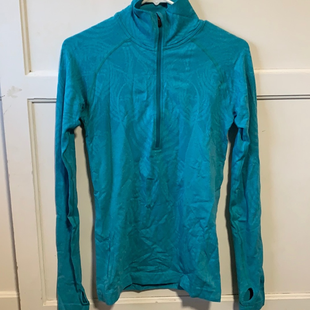 Lululemon track long sleeve top sz 6 blue